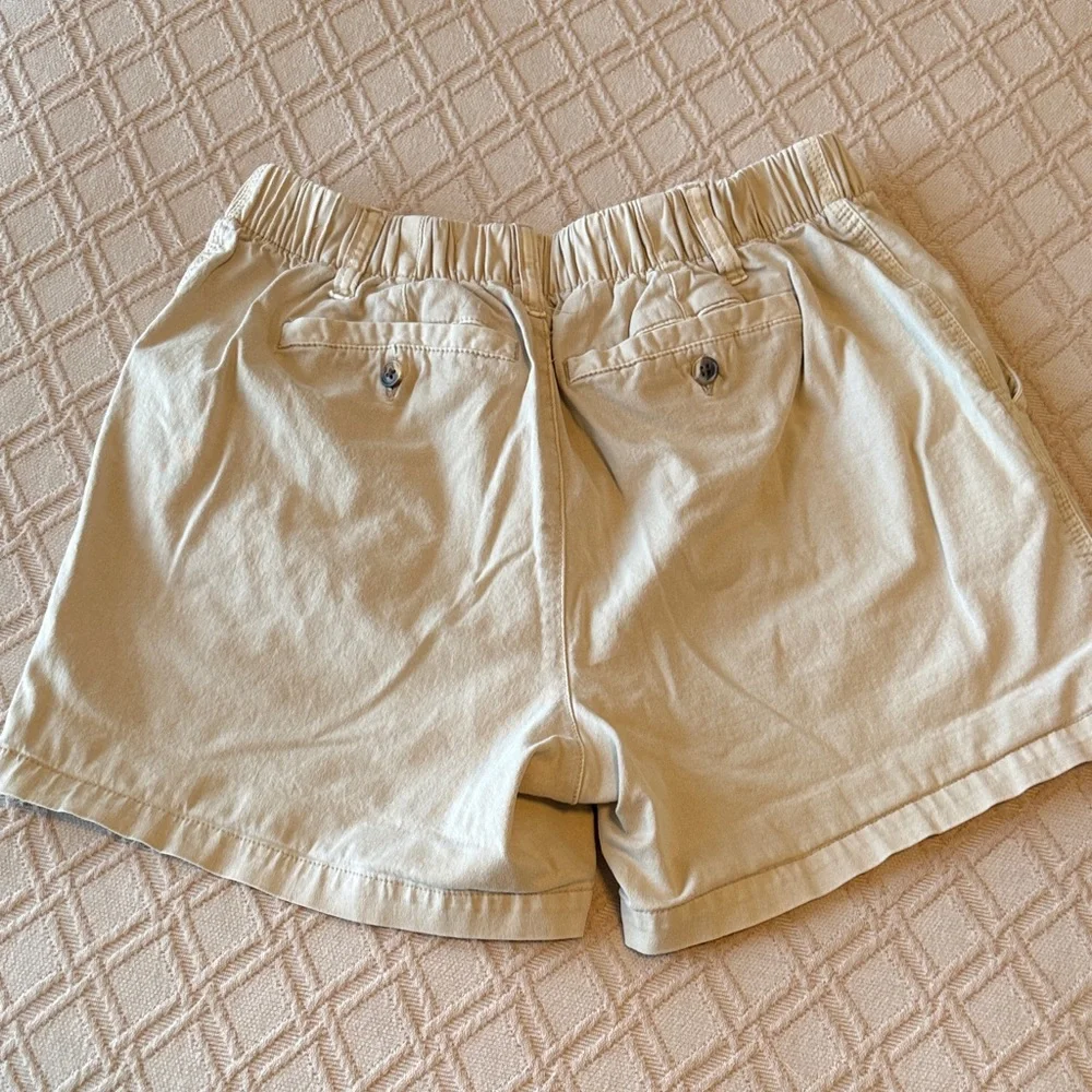 Old Navy Women's Light Beige Cotton Bermuda Shorts - Picture 3 of 4